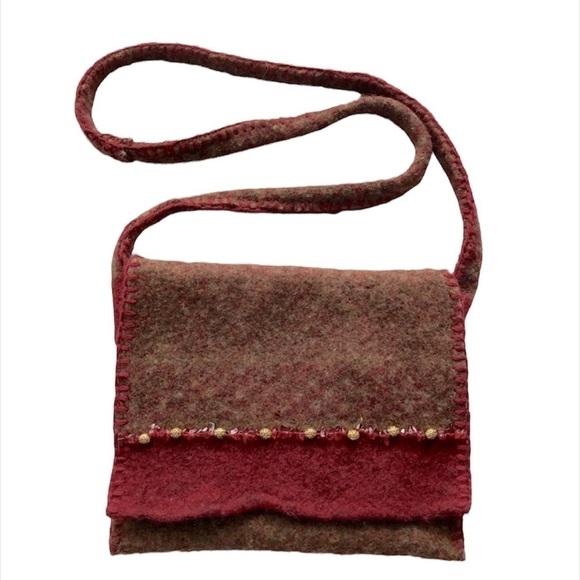 Felted Boho Artisan crossover shoulder bag. Burgundy purse beaded trim. Handmade - Picture 1 of 8